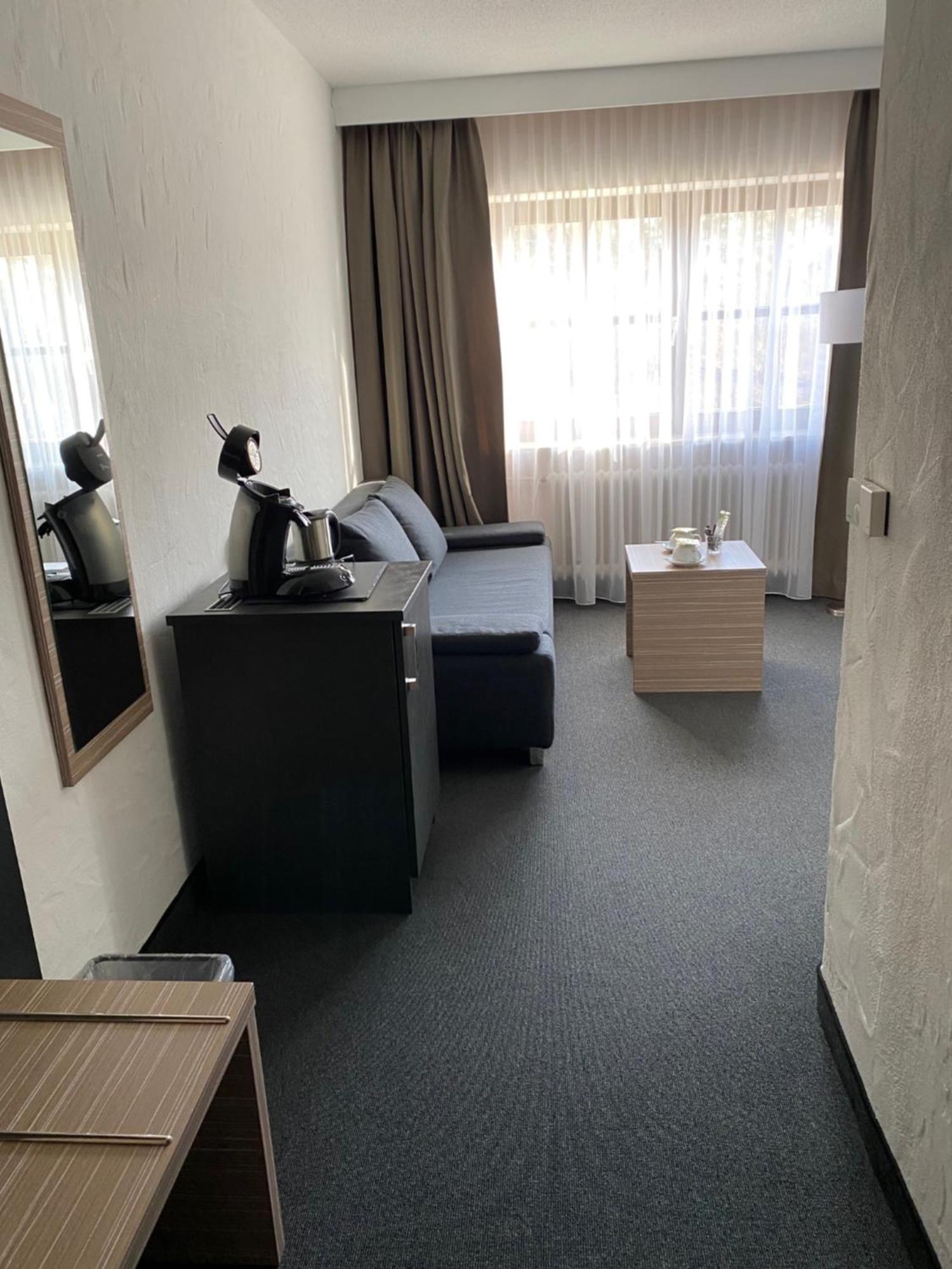 Hotel Sonnenhof Pleinfeld Exteriör bild
