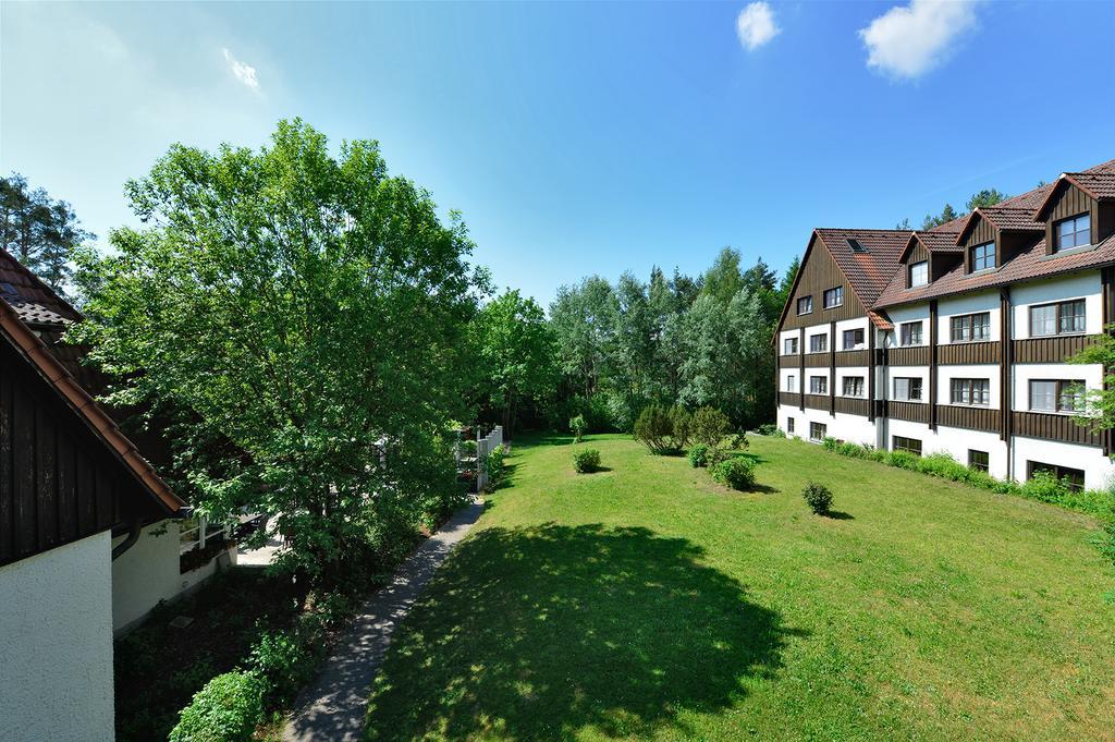 Hotel Sonnenhof Pleinfeld Exteriör bild